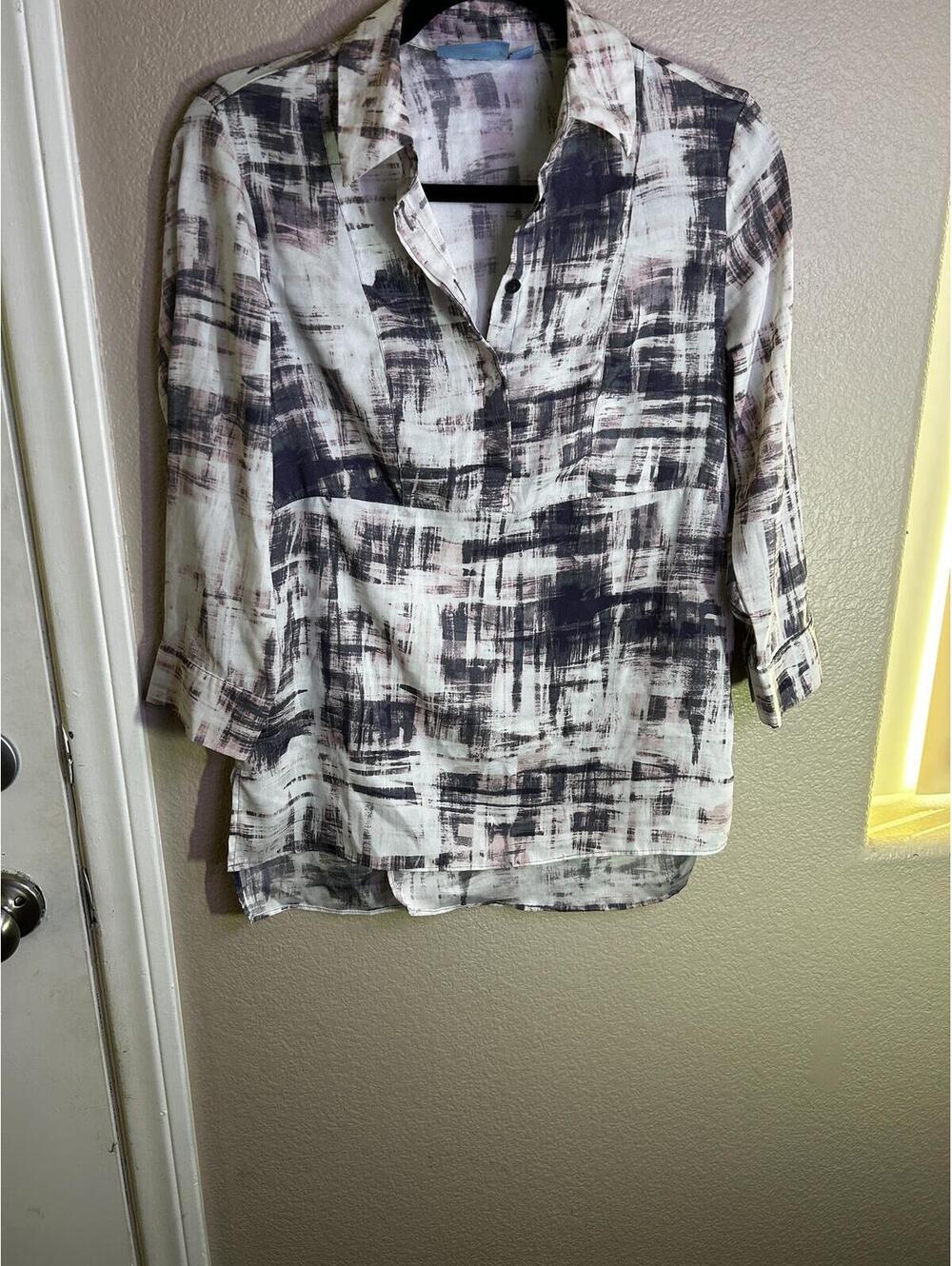 Simply Vera Vera Wang Abstract Print Button-Down Blouse Size Small